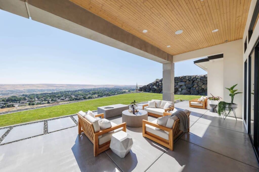 luxury homes back patio by Prodigy Homes